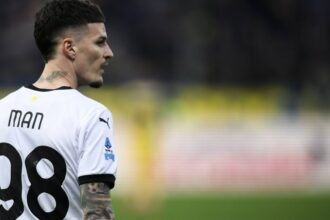 durata contractului lui dennis man cu psv suma de transfer o enigma 689758b5241d9