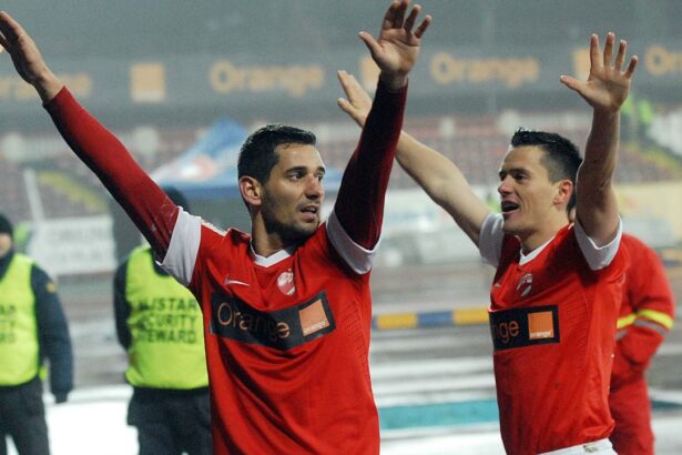 exclusiv alex curtean are doi remarcati la dinamo 6899b6220d57a