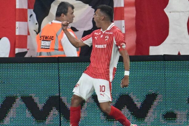 foto echipa etapei 5 din superliga fcsb ba dinamo si rapid da 689b22907541b