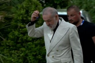 gigi becali s a razgandit in privinta unui jucator de la fcsb mi a zis varga ca l vrea ia treci pe lista ma 688dadcee9f74