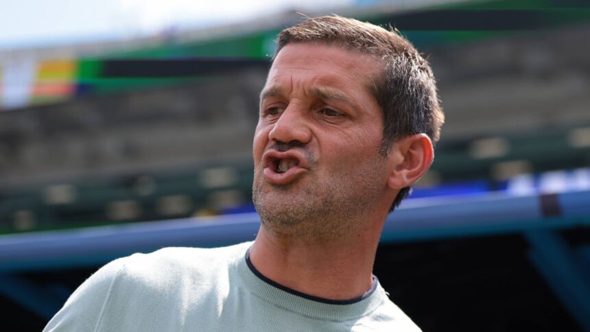 meci interzis cardiacilor pentru chivu ramasa in 10 oameni si condusa cu 1 0 in minutul 60 inter a marcat gol dupa gol 6896697945206