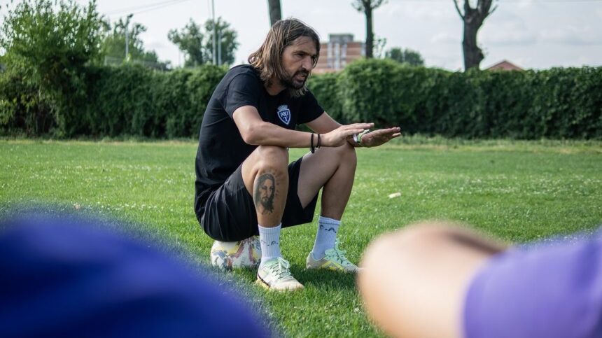 oficial de aia i se spune chirurgul dan alexa taie in carne vie sase jucatori out dintr un foc de la poli timisoara 6899c2df656df