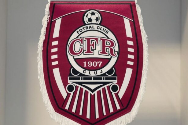oficial la doua zile dupa meciul de cosmar cu braga cfr cluj a prezentat un nou jucator format in sua bun venit 689758ba6a1c7
