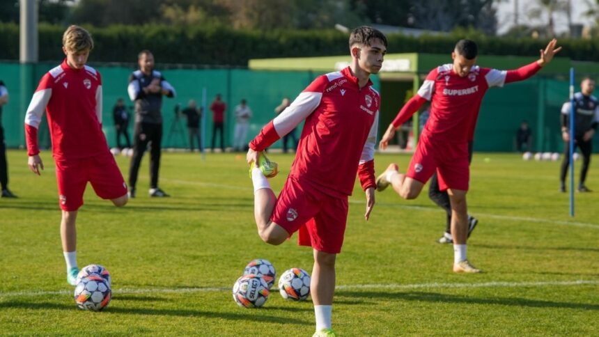 oficial plecare de la dinamo fotbalistul a fost prezentat la noua echipa 68971fdf27b47