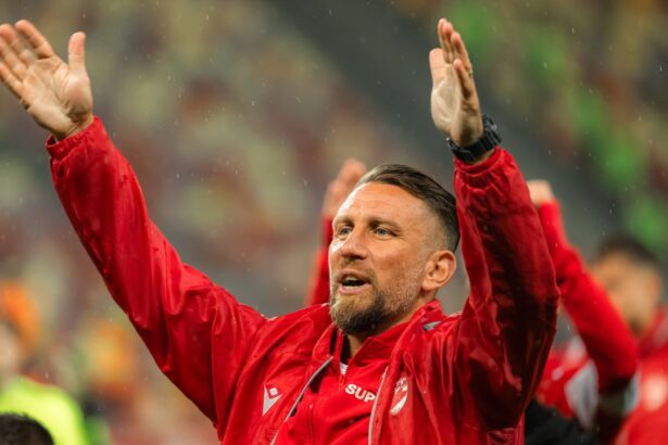 oficial razvan patriche a semnat mult succes 68932bf7aaed1