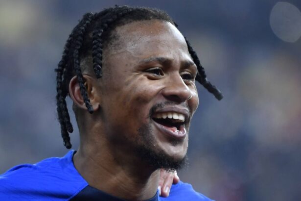 syiabonga ngezana out fcsb pregateste cinci schimbari pentru meciul cu drita 6891315a40775