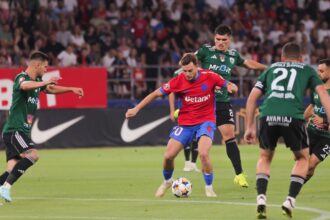 video gigi becali s a hotarat in privinta lui dennis politic schimbat la pauza in fcsb unirea slobozia 0 1 68990cbda137a