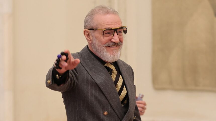 video gigi becali si a revenit dupa ce ameninta cu retragerea poate castig europa league si joc direct champions league la anul 68907bf962f18